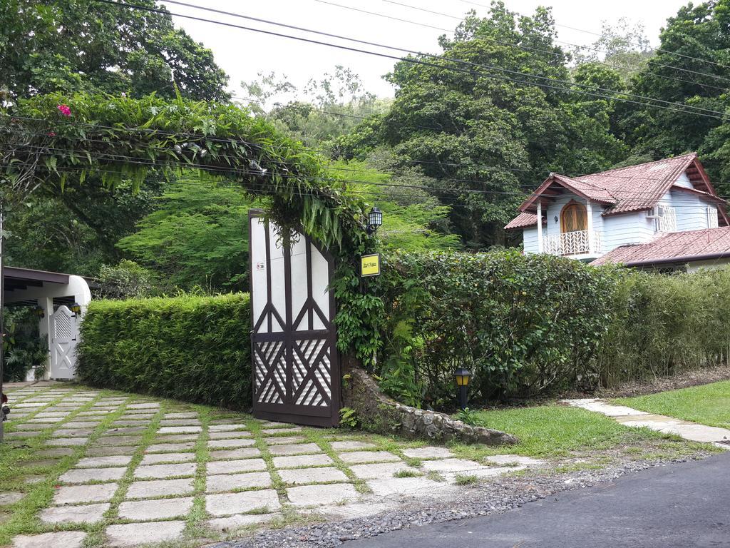 Park Eden Bed & Breakfast Los Llanitos Zewnętrze zdjęcie