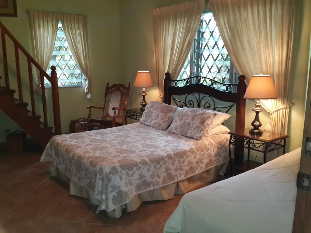 Park Eden Bed & Breakfast Los Llanitos Pokój zdjęcie